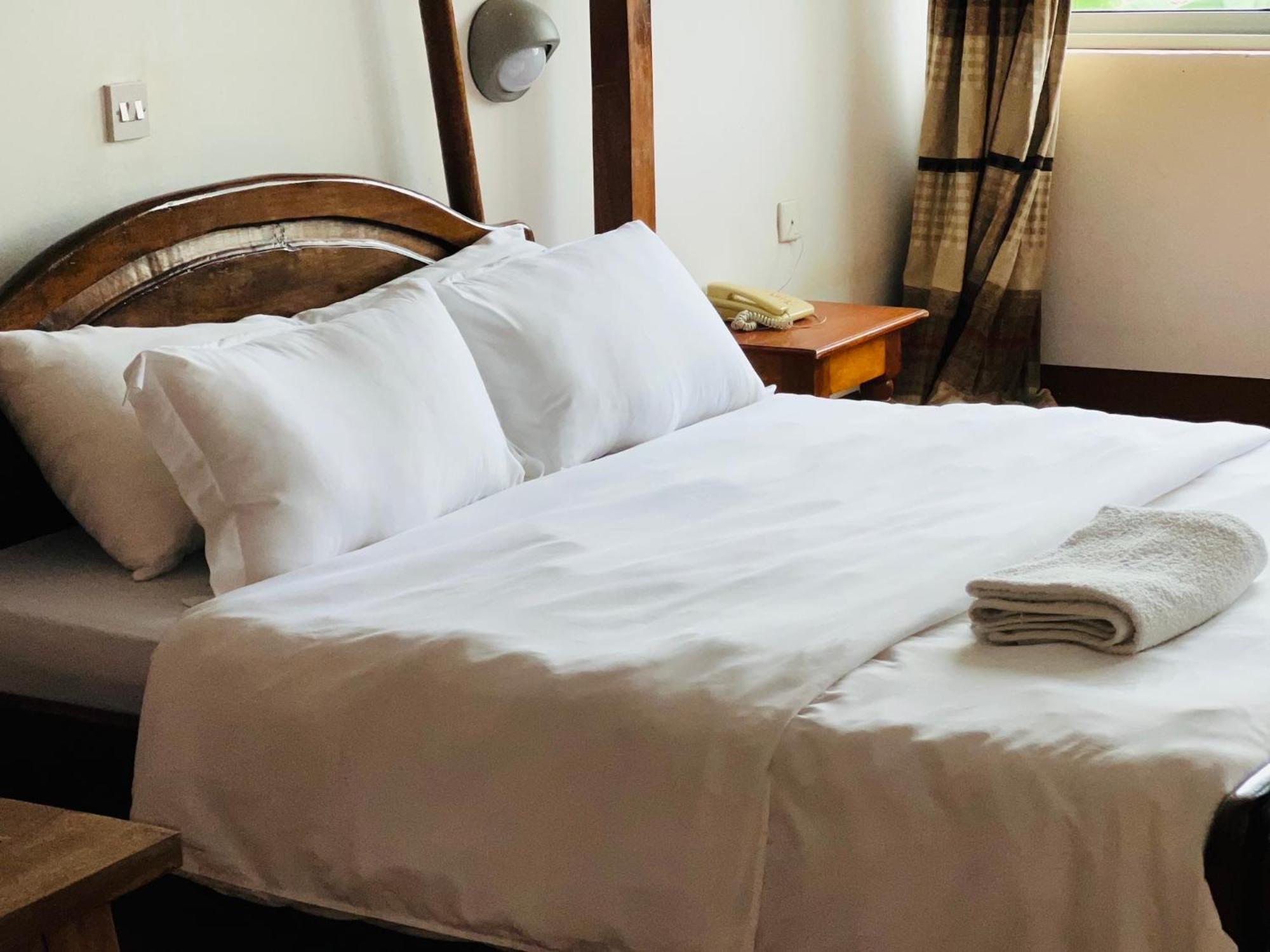 Entebbe Flights Motel Esterno foto