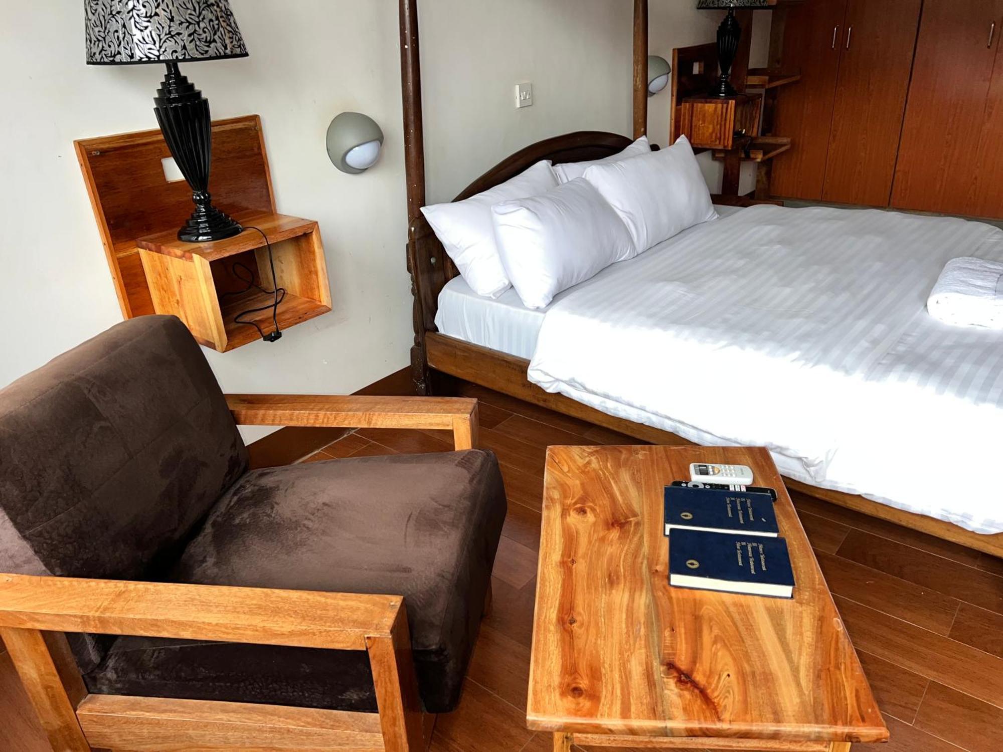 Entebbe Flights Motel Esterno foto
