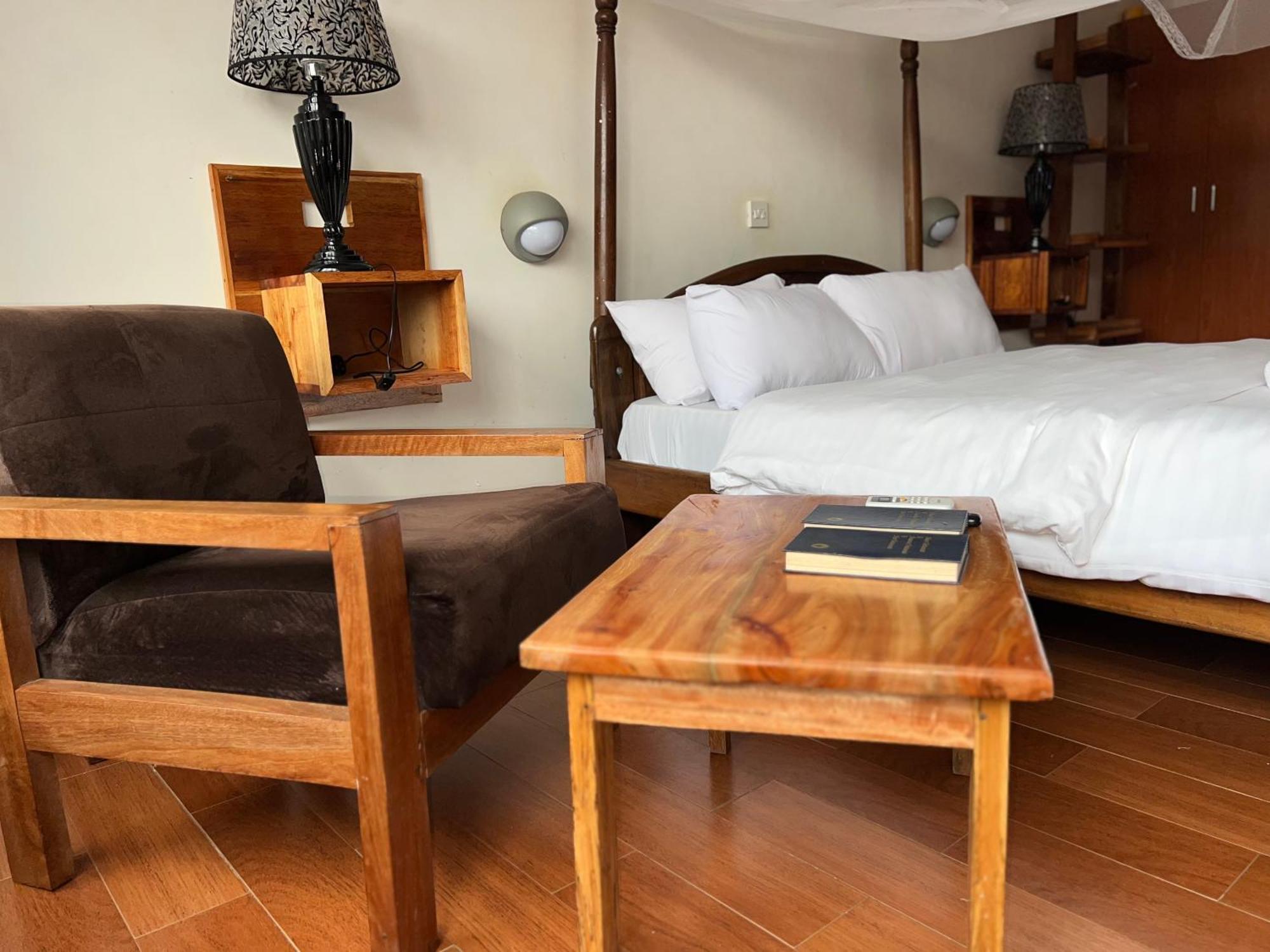 Entebbe Flights Motel Esterno foto