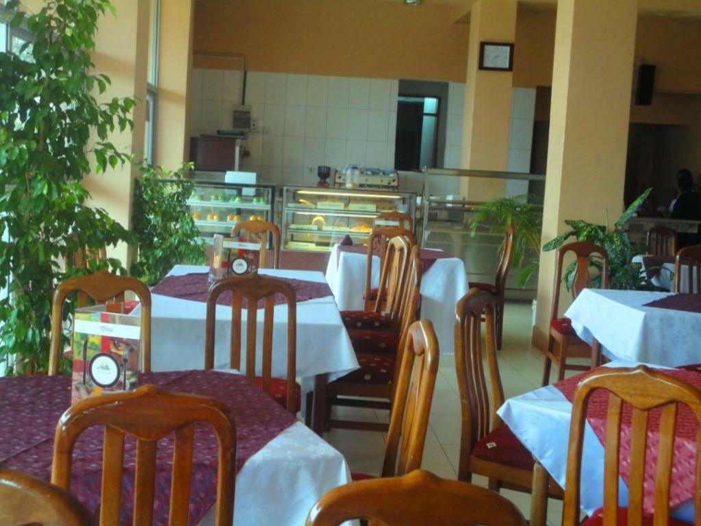 Entebbe Flights Motel Esterno foto